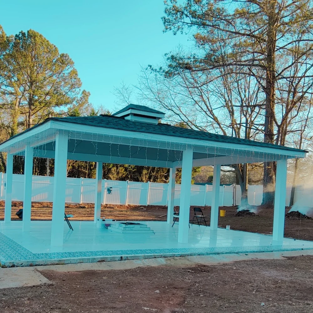 Gazebo — hover reveal
